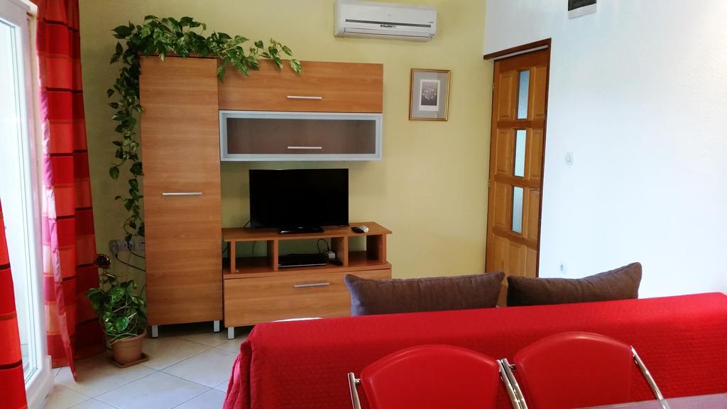 Apartments Buturic Sali Cameră foto